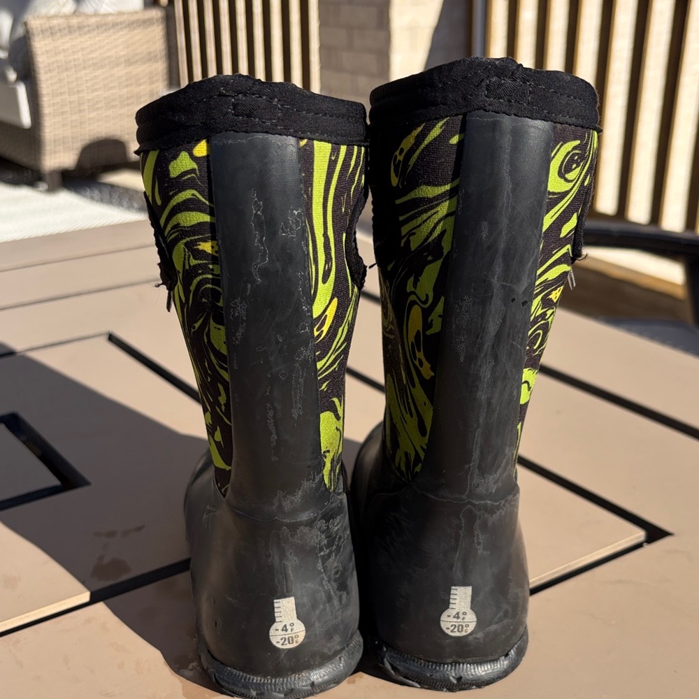 Bogs Kids Black and Yellow Boots - Picture 2 of 4